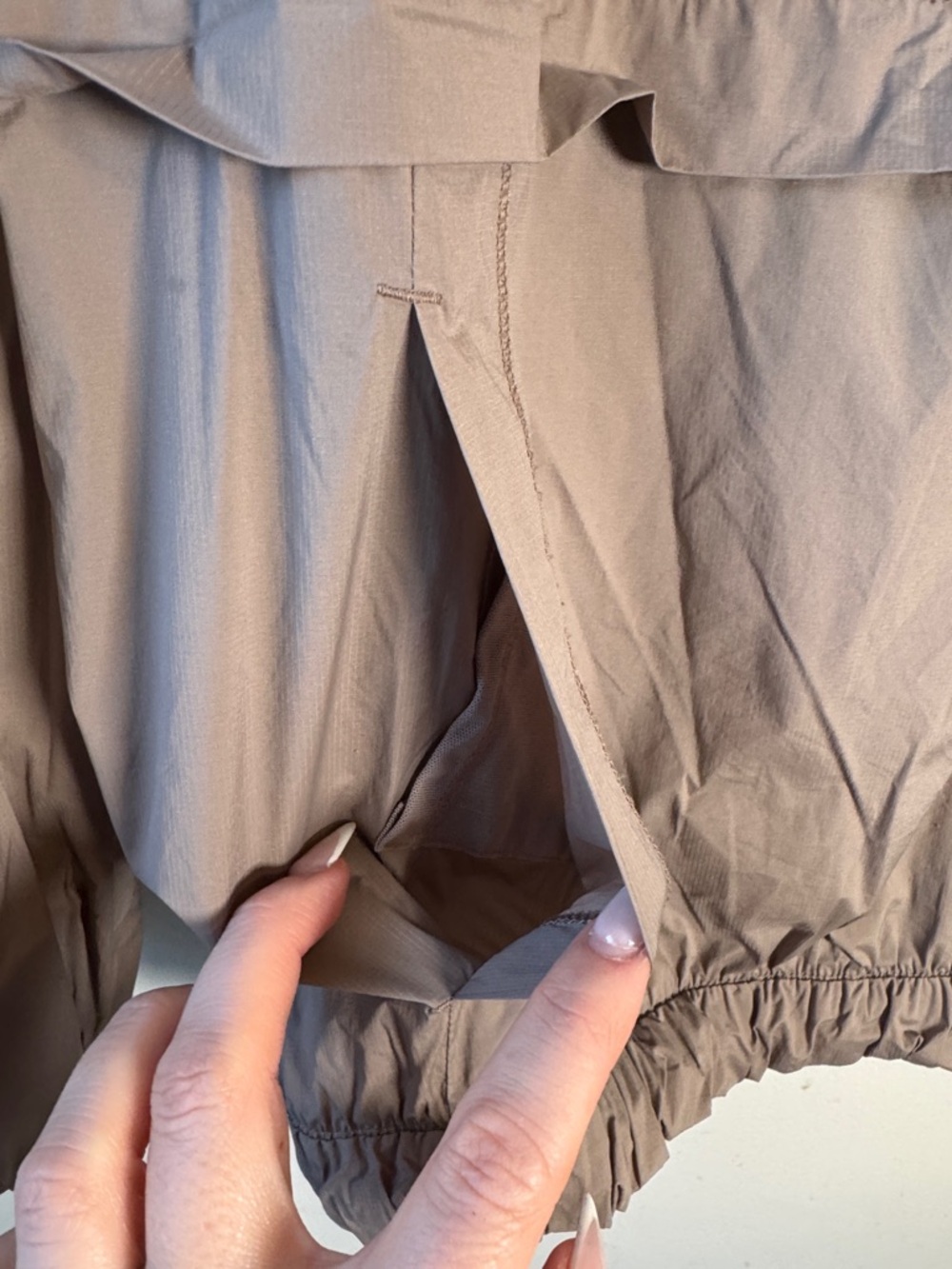 Athleta Mortar Mushroom Taupe Pullover Lightweight Windbreaker Pullover Jacket M - Picture 3 of 9
